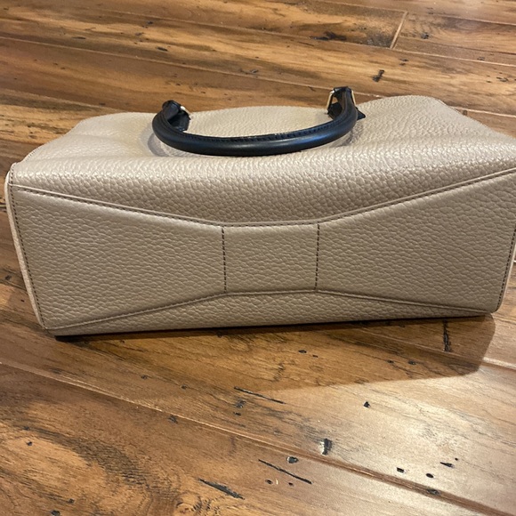 COPY - Kate Spade pebble embossed tote - Picture 5 of 9